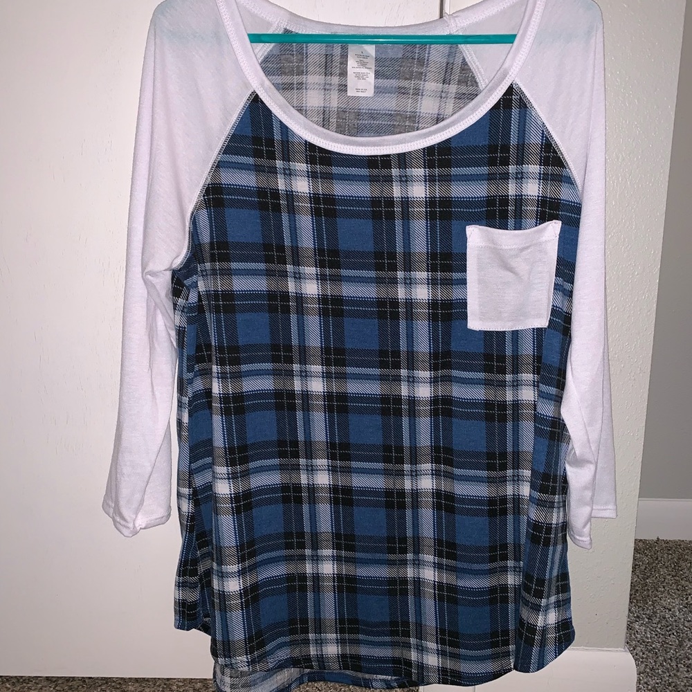 Plaid shirt with pocket detail